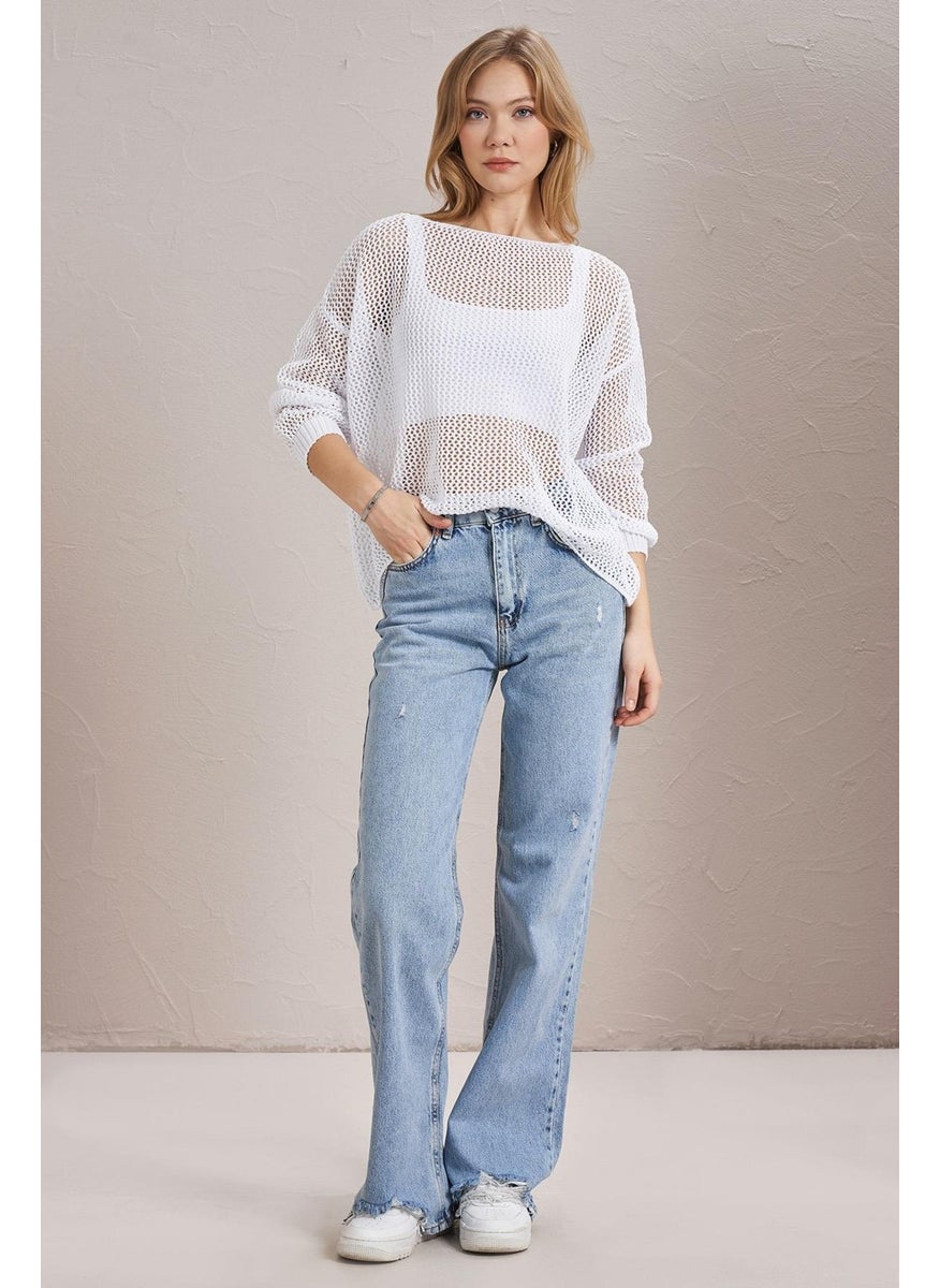 Tena Women's White Crew Neck Basic Mesh Knitwear Sweater  - Image 5