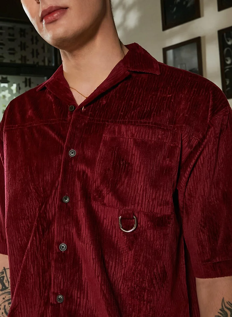 Campus Sutra Men's Burgundy Red Veined Utility Oversized Shirt