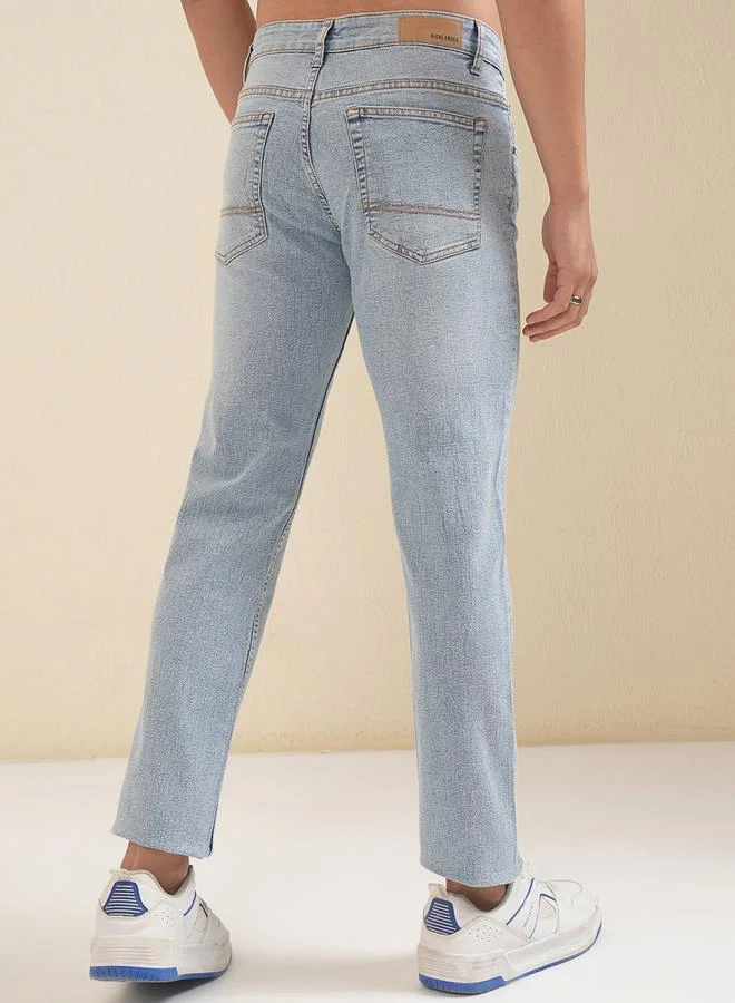 HIGHLANDER Mid-Rise Slim Fit Stretchy Jeans by Styli