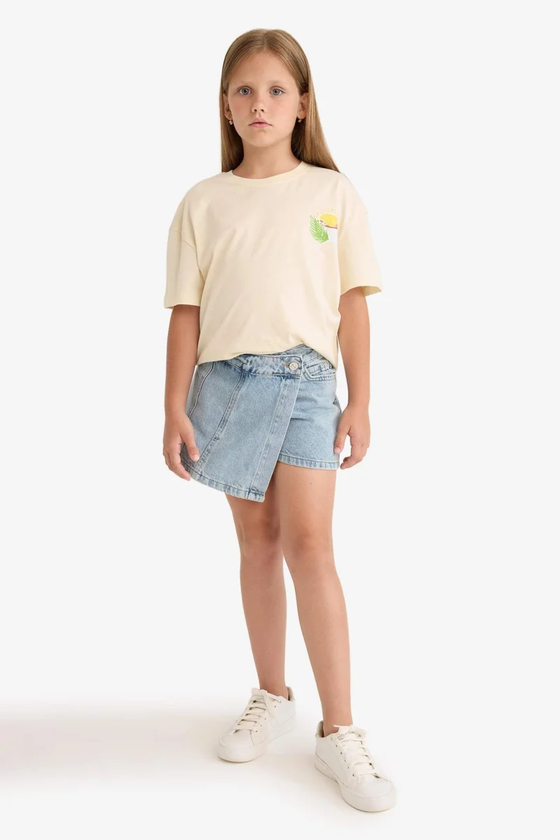 ديفاكتو Girl Relax Fit Crew Neck Back Printed T-Shirt