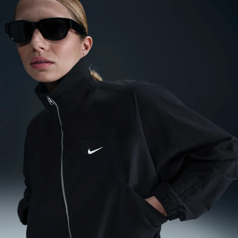 Nike Black Women's Sportswear Everything Wovens Repel Jacket for Women | Best Price UAE