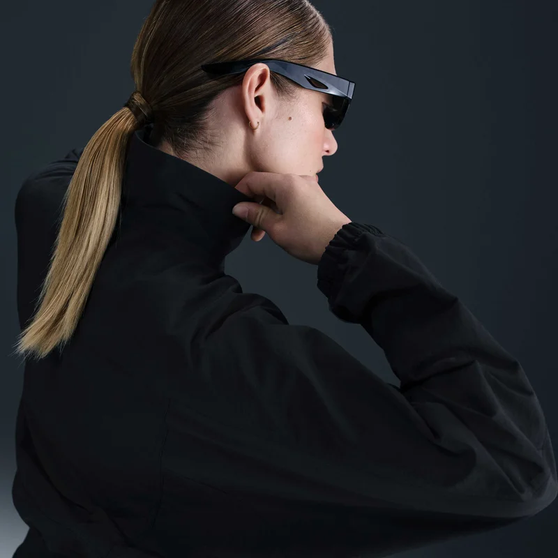 Nike Black Women's Sportswear Everything Wovens Repel Jacket for Women | Best Price UAE