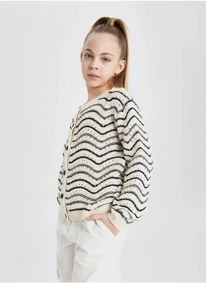 ديفاكتو Regular Fit Crew Neck Cardigan