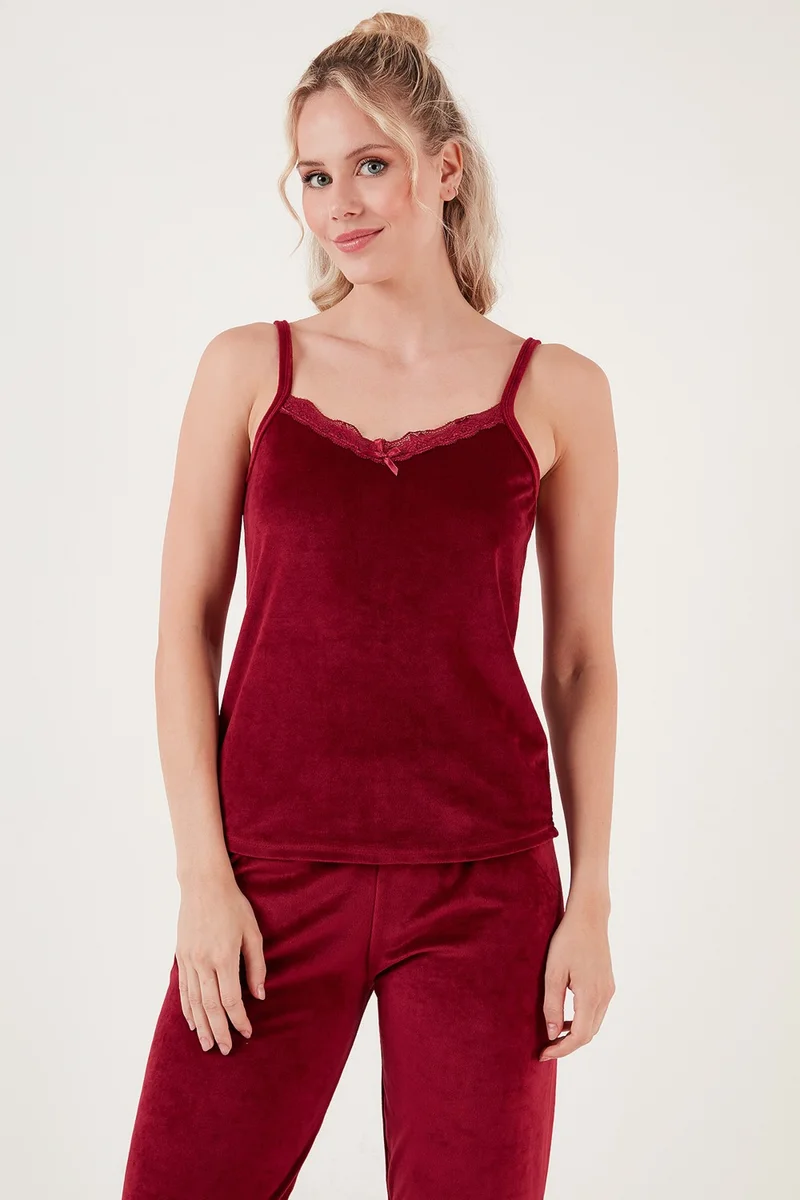 ليلا Regular Fit Lace Soft Textured Velvet Pajama Set with Dressing Gown Women's Pajama Set 6095545