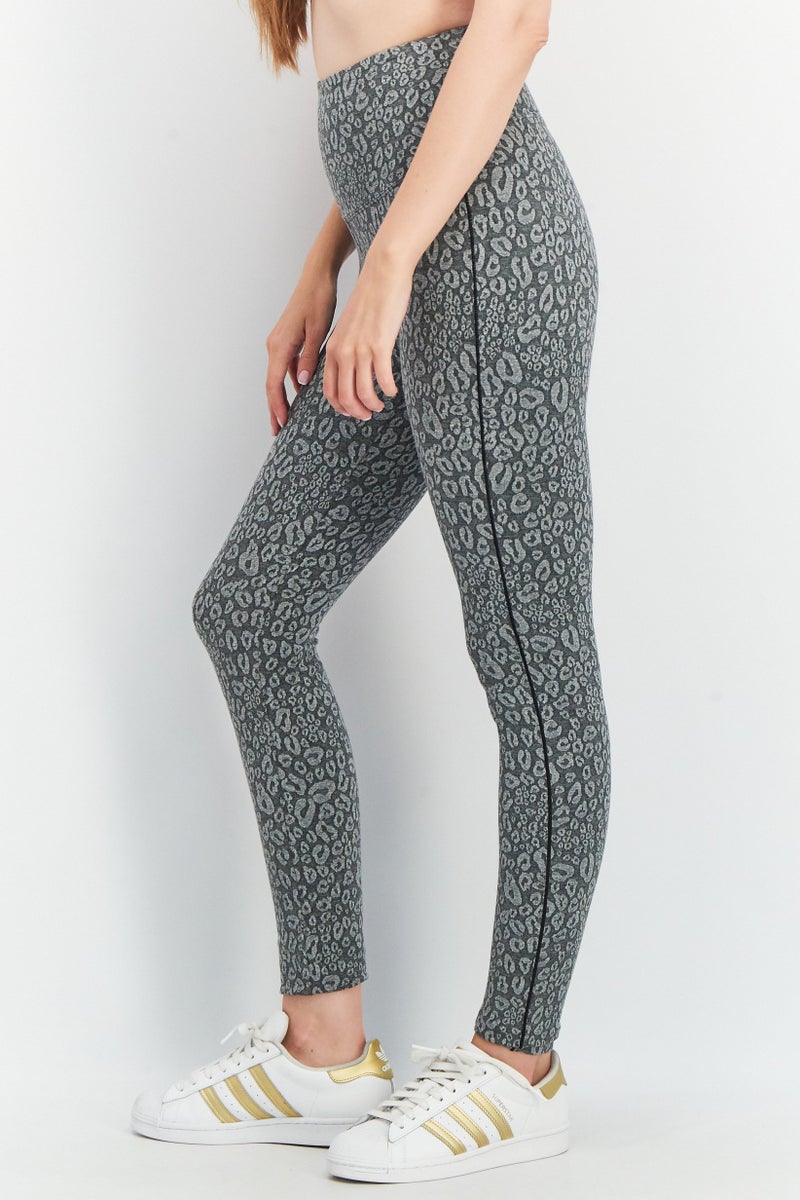 Lysse Women Jacquard Print Leggings, Charcoal Grey - Image 2