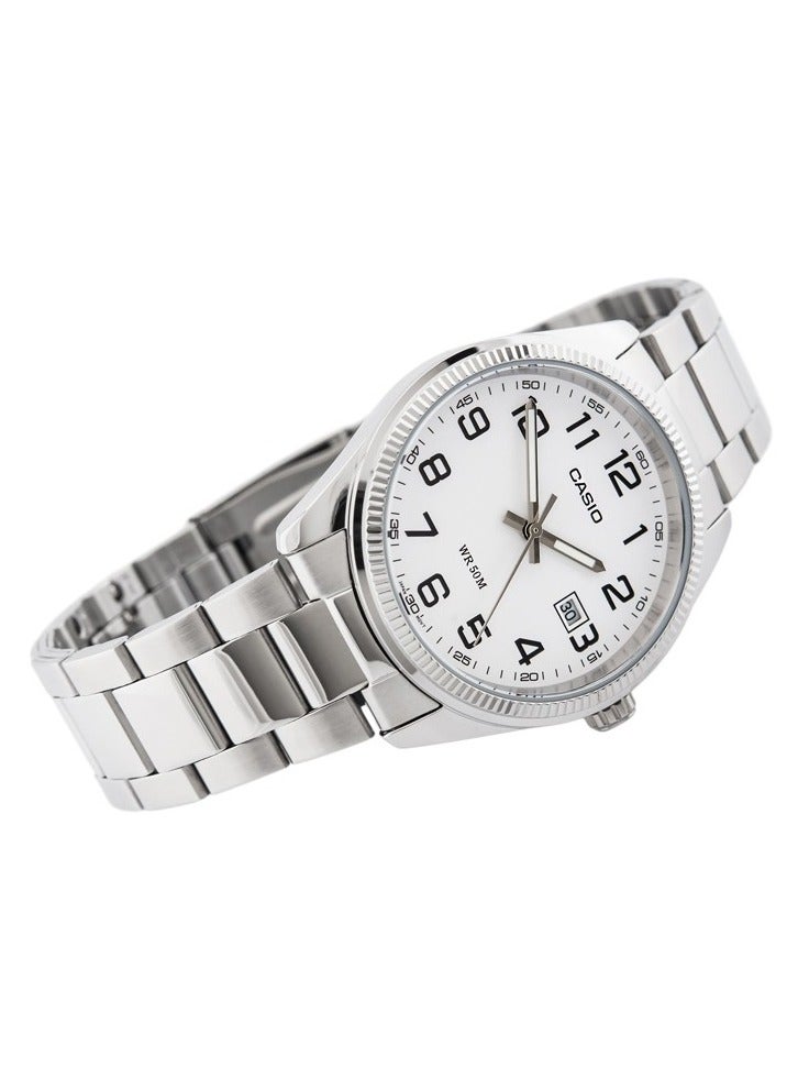 CASIO Men Analogue Quartz Watch with Stainless Steel Strap MTP-1302PD-7BVEF  - Image 3