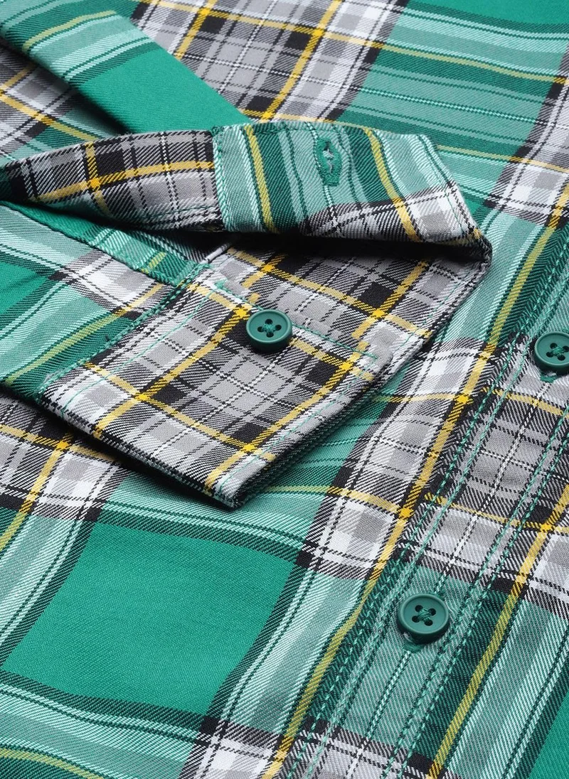 ذا انديان كراج كو Men Regular Fit Checkered Full Sleeves Spread Collar Casual Shirt