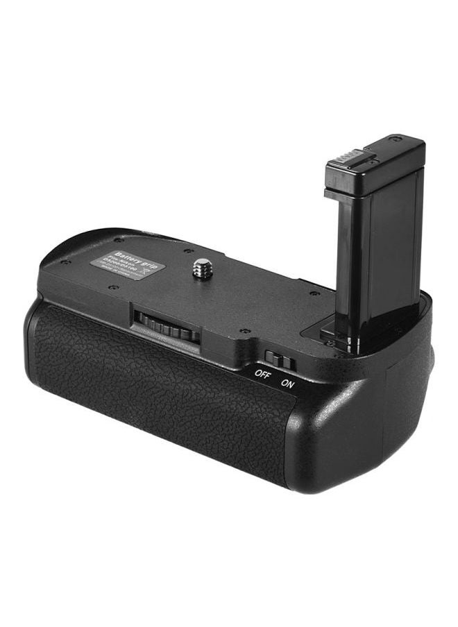 NIBEMINENT - Vertical Battery Grip Holder For Nikon D5100/D5200 DSLR Camera With IR Remote Control Black/Silver - Image 1