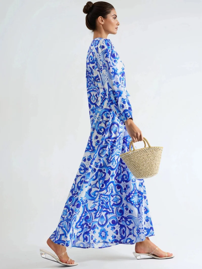 جينيفر Printed V-Neck Maxi Dress with Long Sleeves