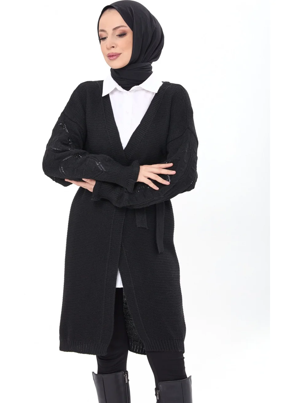 Tofisa 23920-BLACK Knitted Cardigan