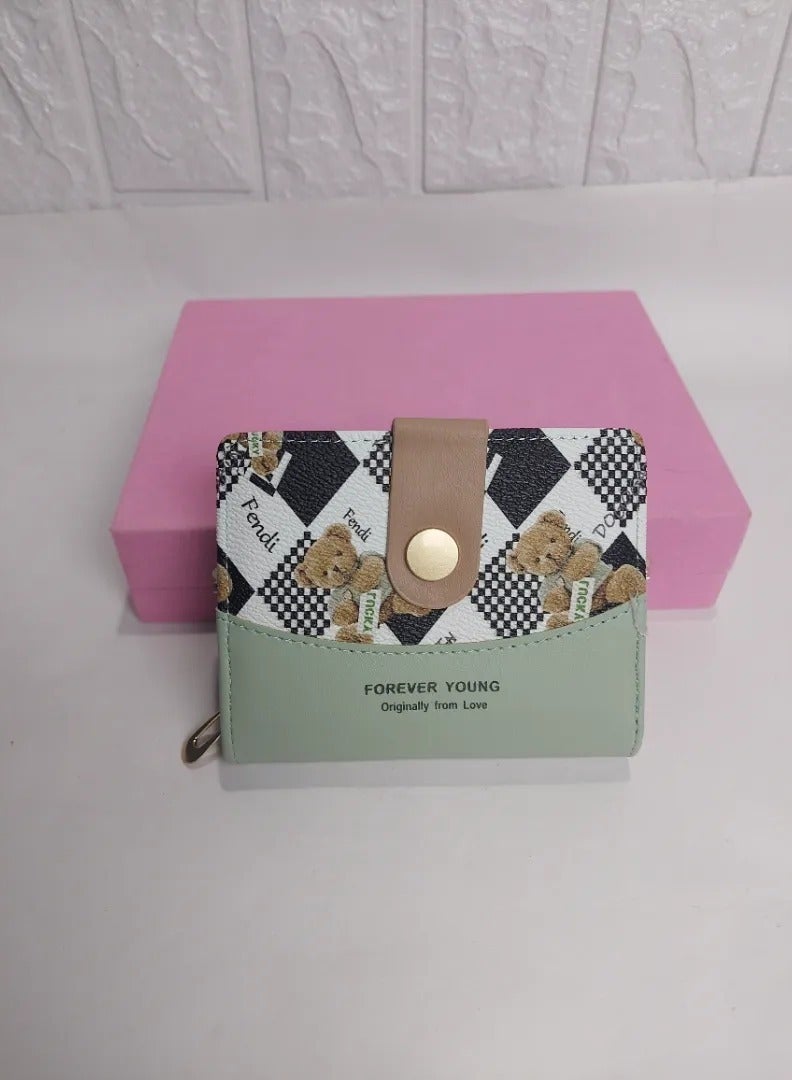 محفظة نسائية جلدية عالية الجودة باللون الأخضر - Image 1