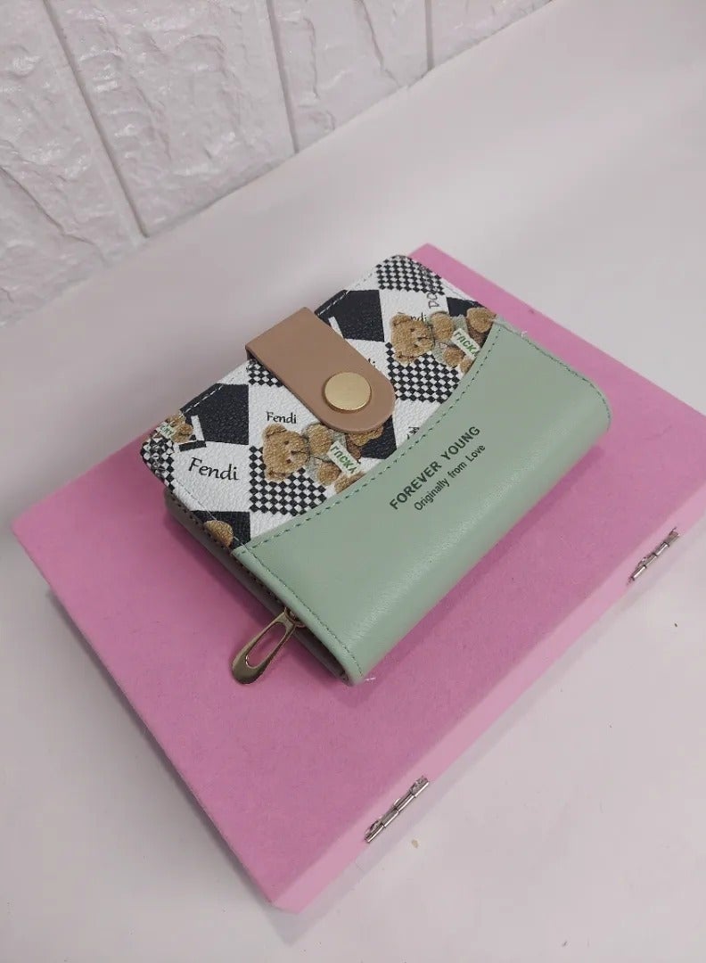 محفظة نسائية جلدية عالية الجودة باللون الأخضر - Image 2