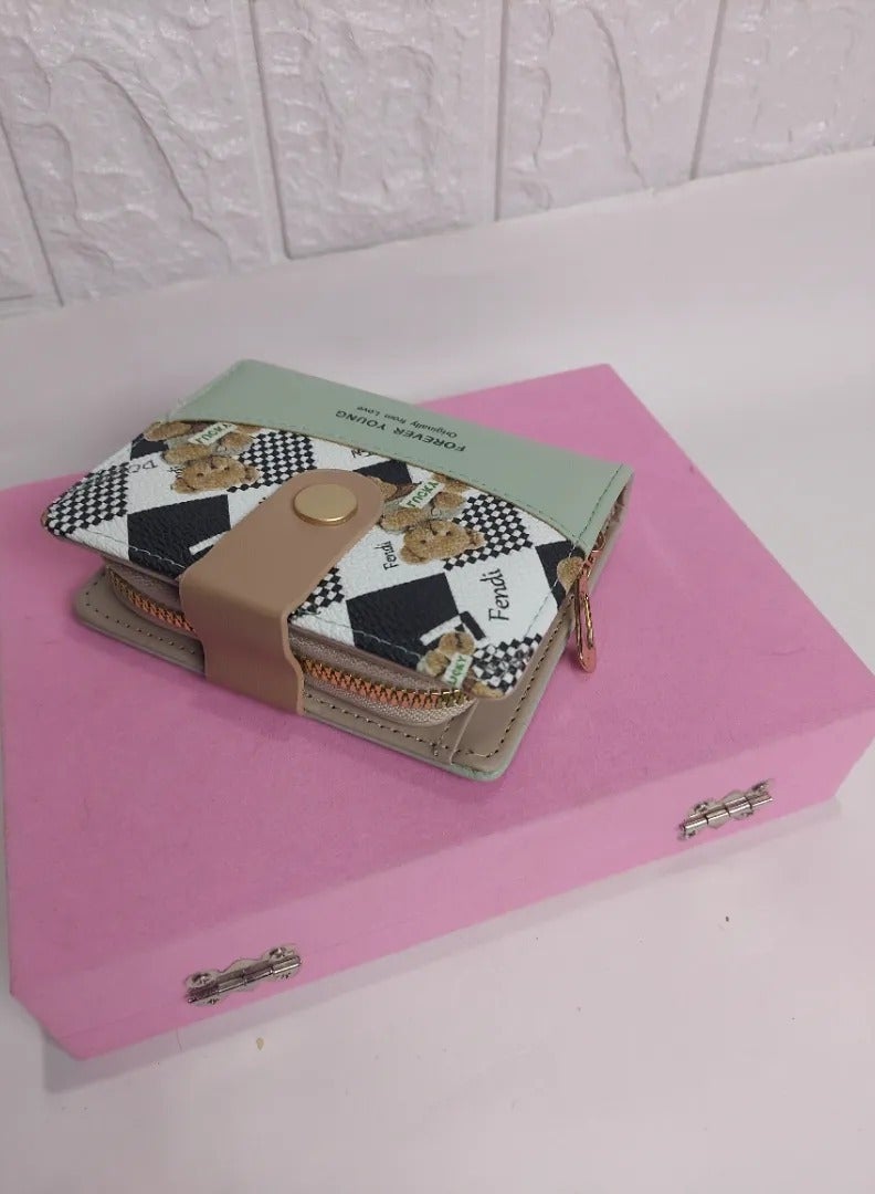 محفظة نسائية جلدية عالية الجودة باللون الأخضر - Image 3