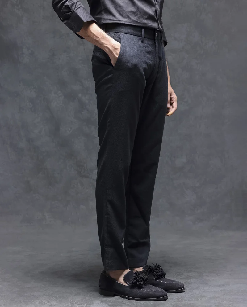 رير رابِت Rare Rabbit Men's Seth Navy Solid Mid-Rise Regular Fit JacquardTrouser