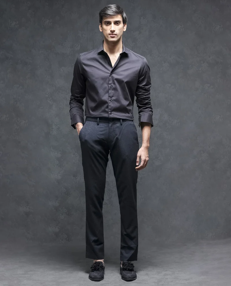 رير رابِت Rare Rabbit Men's Seth Navy Solid Mid-Rise Regular Fit JacquardTrouser