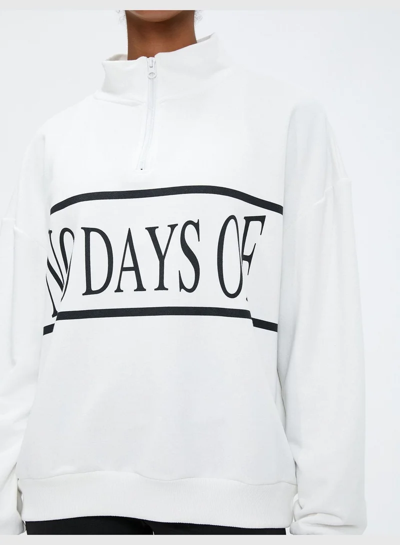 KOTON Oversized Slogan Printed Half Zipper Detail Sport Sweatshirt