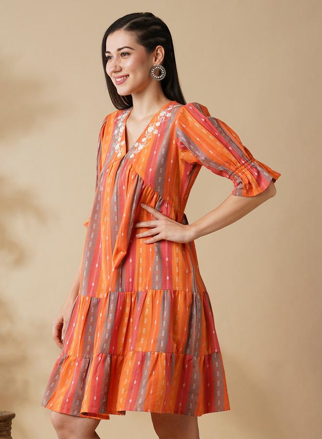 جلو باص فستان مخطط بطول الركبة - Image 2