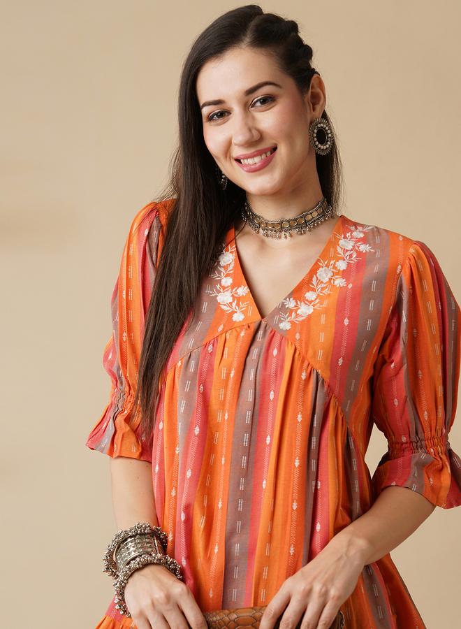 جلو باص فستان مخطط بطول الركبة - Image 5