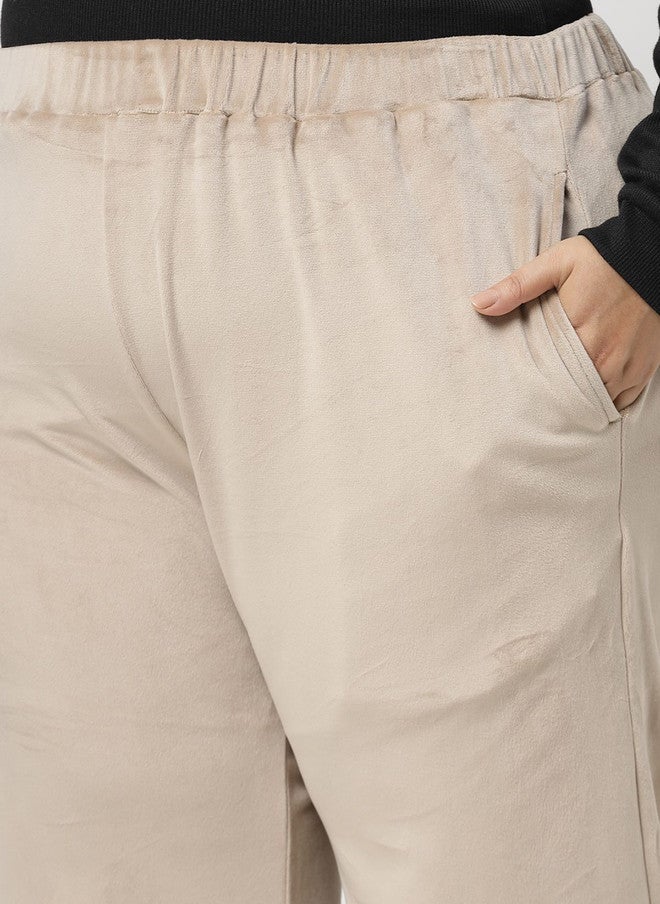 PlusS بدلة رياضية من المخمل البيج للنساء - Image 3