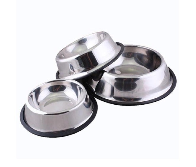 Medium Metal Bowl For Pets (18 cm Wide) - Image 2