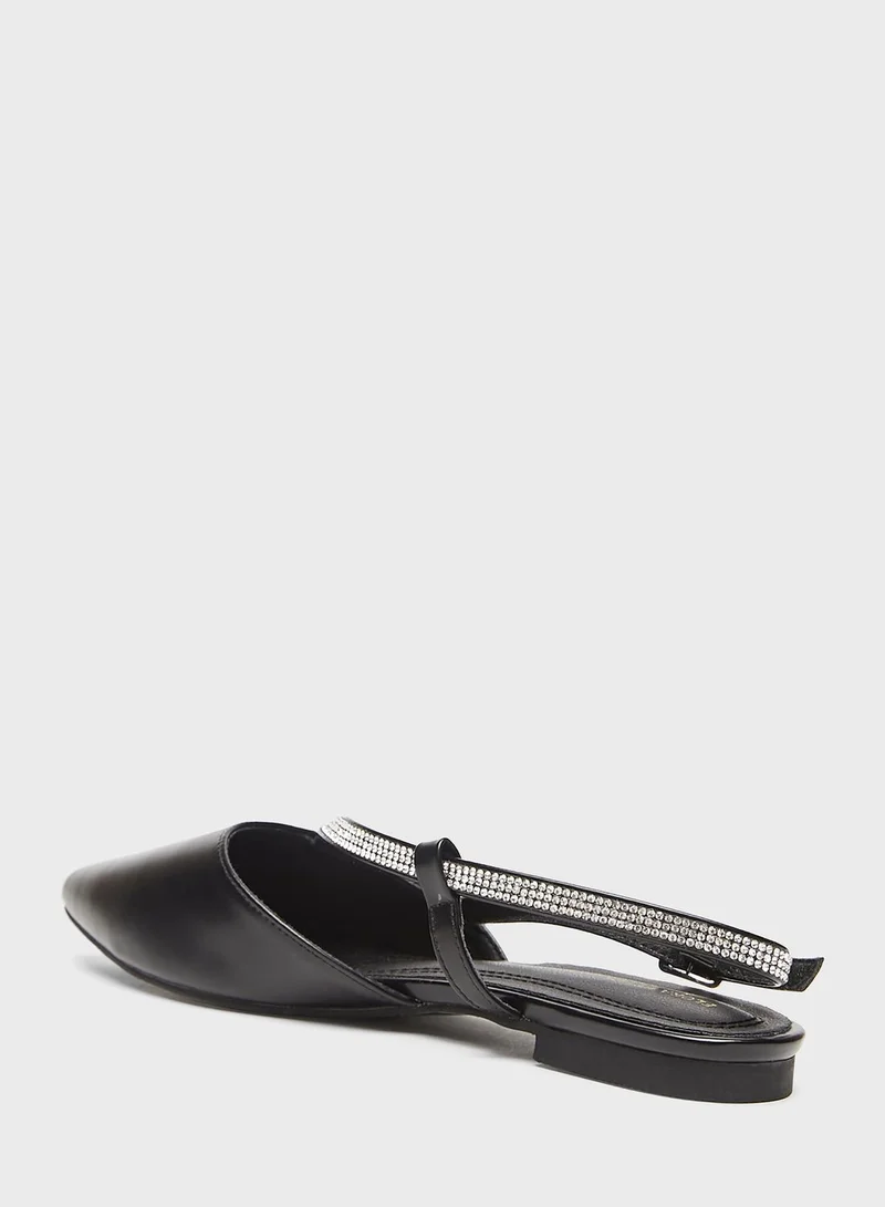 شو اكسبرس Flat Sandals