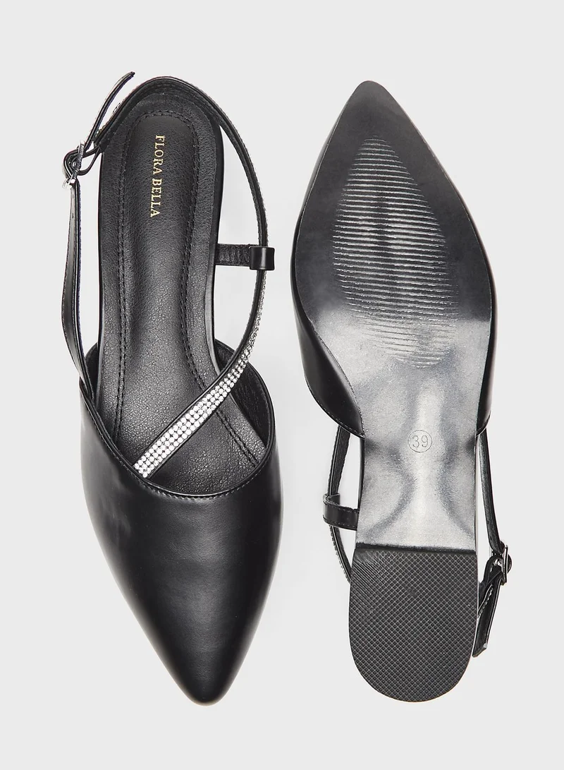 شو اكسبرس Flat Sandals