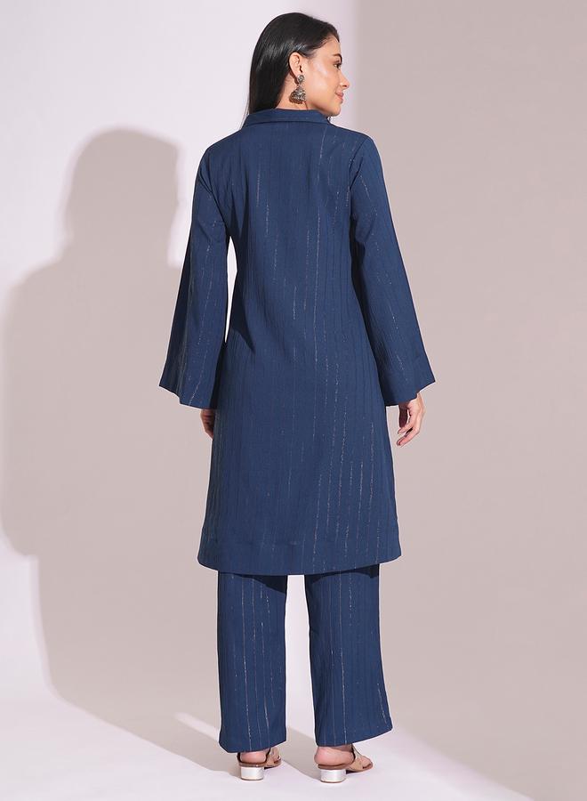 جلو باص طقم من بنطال وكورتا بتفاصيل لامعة - Image 3