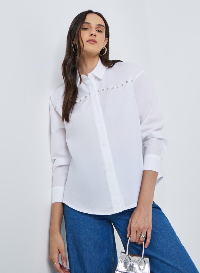 ستايلي بلوزة سادة بتفاصيل أزرار - Image 1