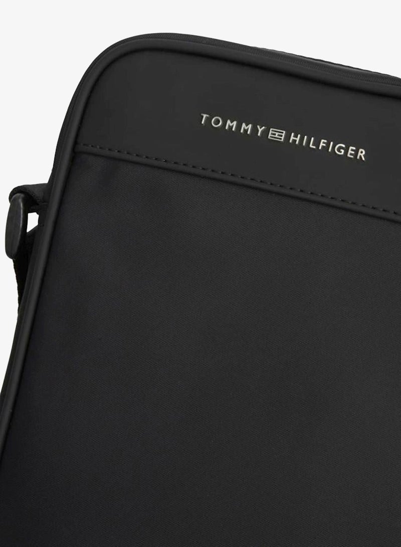 TOMMY HILFIGER Metal Logo Crossbody Reporter Bag - Image 4