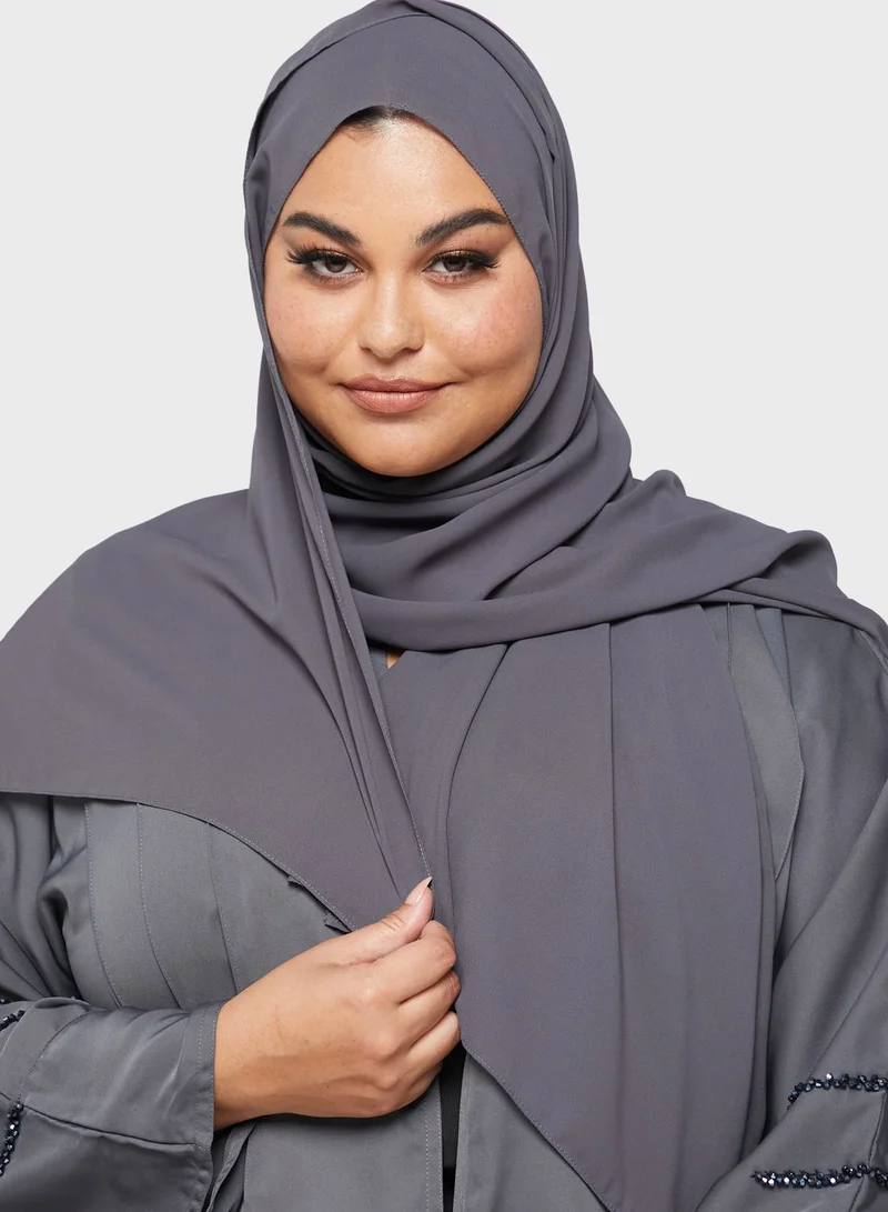 Hayas Closet Curve Embellished Piping Detail Abaya