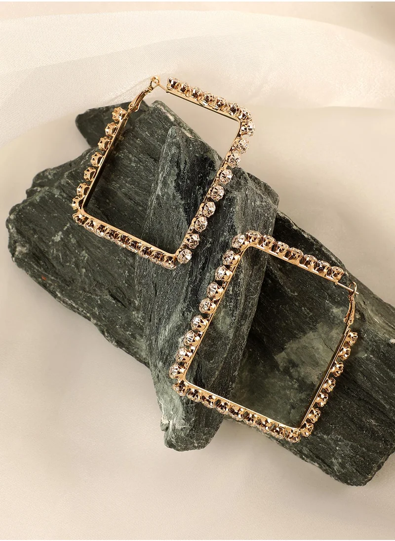 SOHI Sleek Metal Hoop Earrings