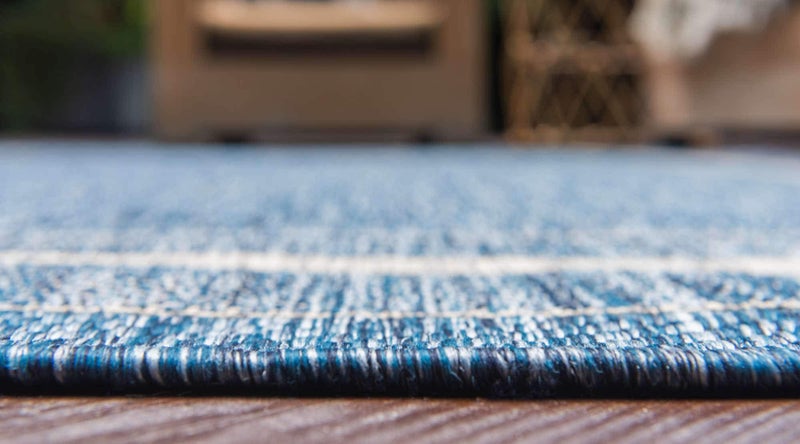 Unique Loom Outdoor Border Collection Area Rug - Soft Border (6' 1" x 9' Rectangle, Blue/ Ivory) - Image 4