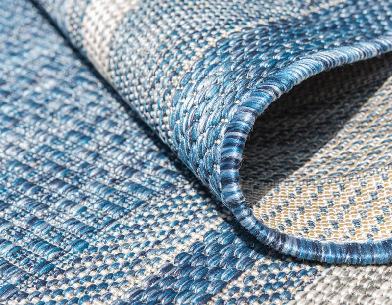 Unique Loom Outdoor Border Collection Area Rug - Soft Border (6' 1" x 9' Rectangle, Blue/ Ivory) - Image 5