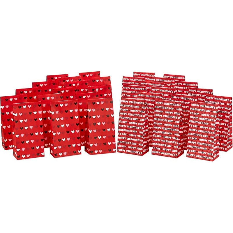 Hallmark Valentine's Day Paper Treat Sacks (30 Bags: Happy Valentine's Day, Hearts) for Classroom Parties, Valentines, Kids, Coworkers - Image 4