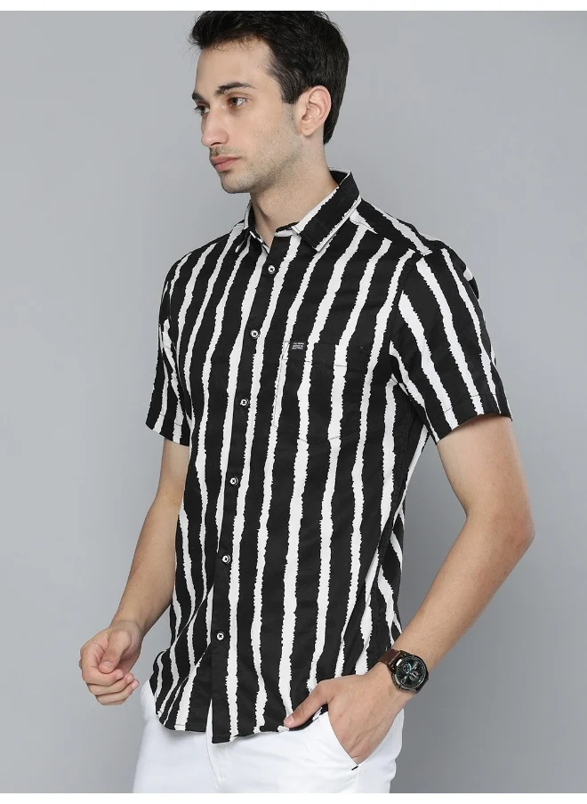 The Indian Garage Co Black Slim Fit Casual Printed Shirt