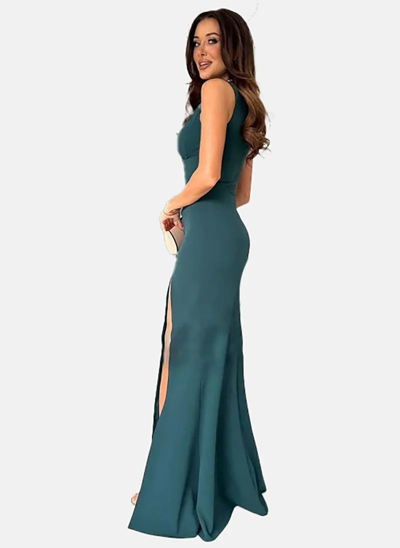 يونيكي Women Solid V-Neck Maxi Dress