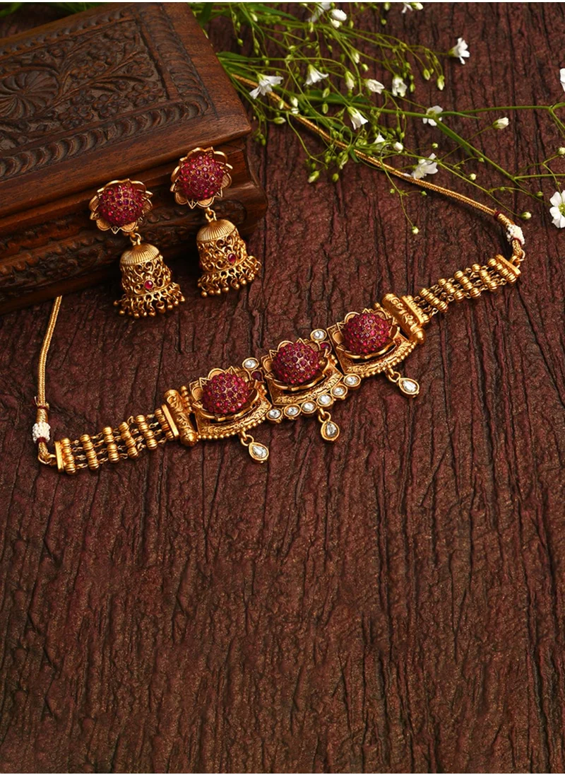 سوهي Red & White Stone-Studded Jewellery Set