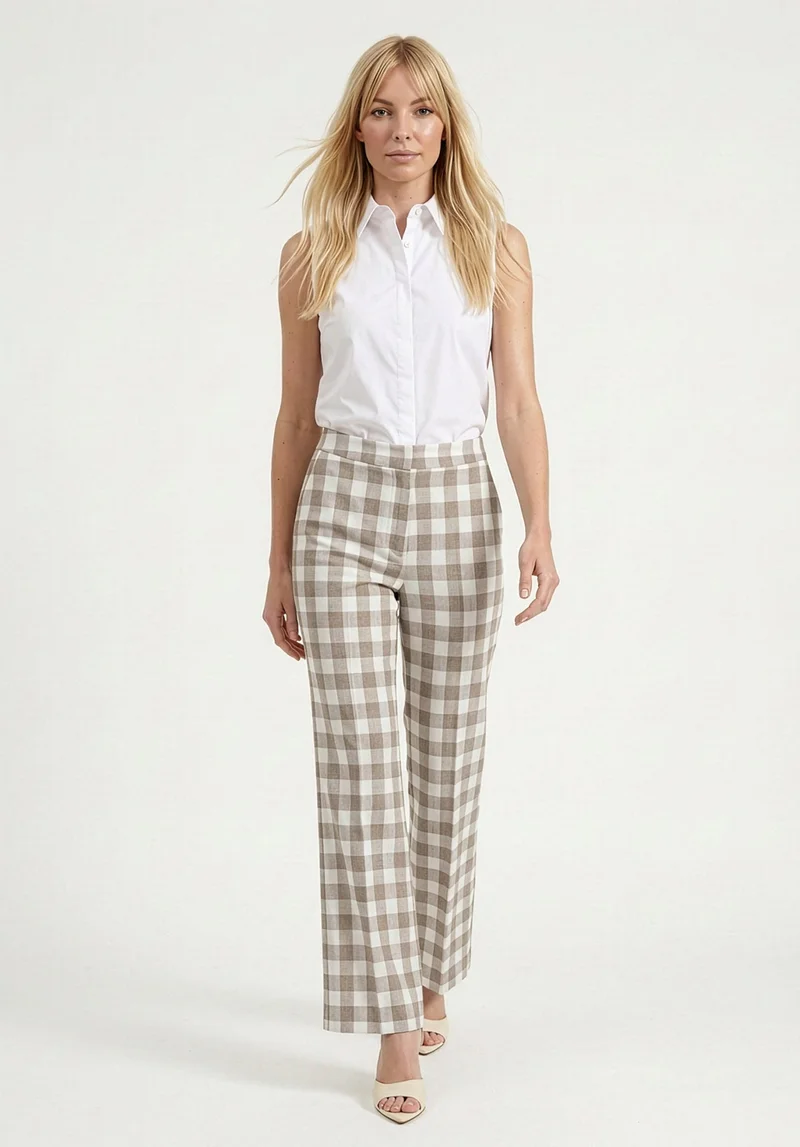 ليلي وليونيل Oatley Check Trouser in Brown