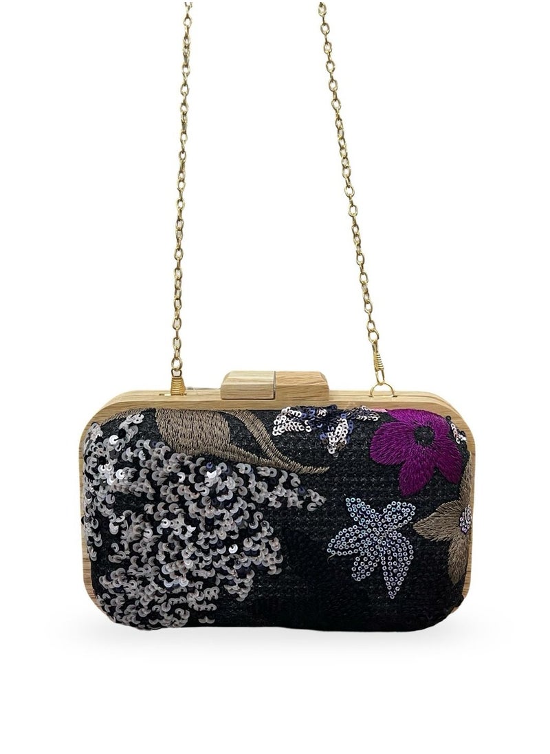 Vbranda - This is a beautifully crafted rectangular clutch with a light natural wood frame VS-42-BLACK - Image 1