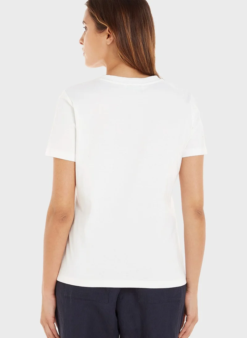 TOMMY HILFIGER Graphic Crew Neck T-Shirt