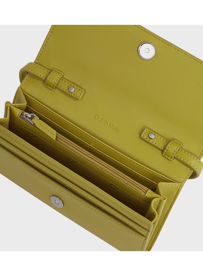 CALVIN KLEIN CONVERTIBLE WALLET BAG - Image 3