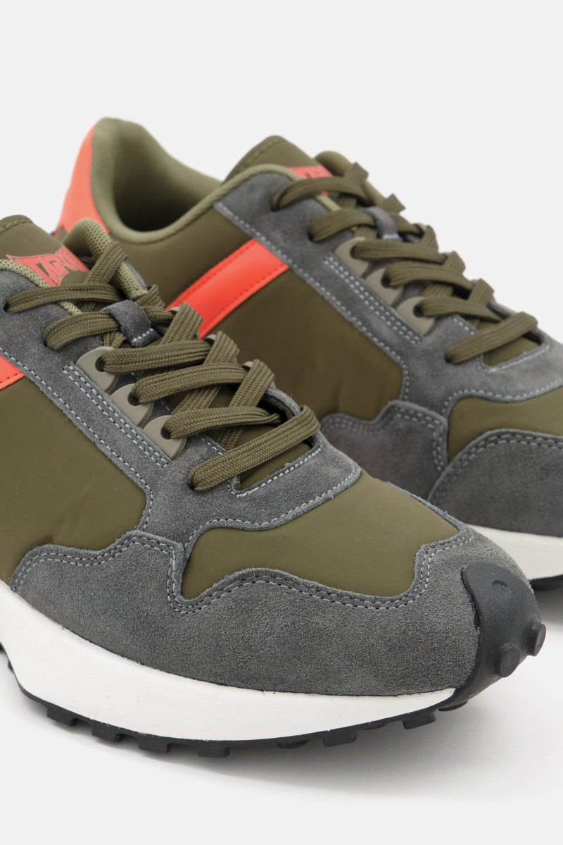 TapouT Men Brand Logo Lace Up Sports Shoes, Green  - Image 3