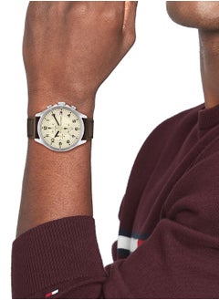 TOMMY HILFIGER Leather Analog Wrist Watch 1792003  - Image 4