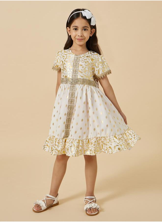 Styli Foil Print Round Neck Ruffled Hem Dress  - Image 1