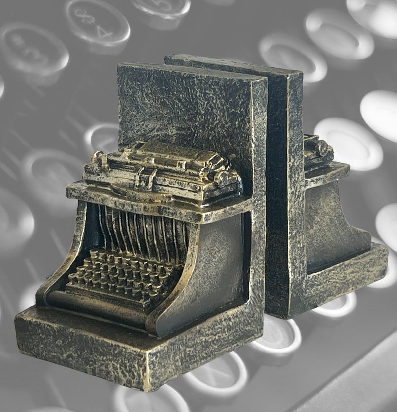 Bellaa 25747 Decorative Bookend Typewriter Royal Retro Book Ends Stopper Industrial Rustic Vintage Style Classic Type Writer Statues Bookshelves Home Decor 7 inch - Image 4