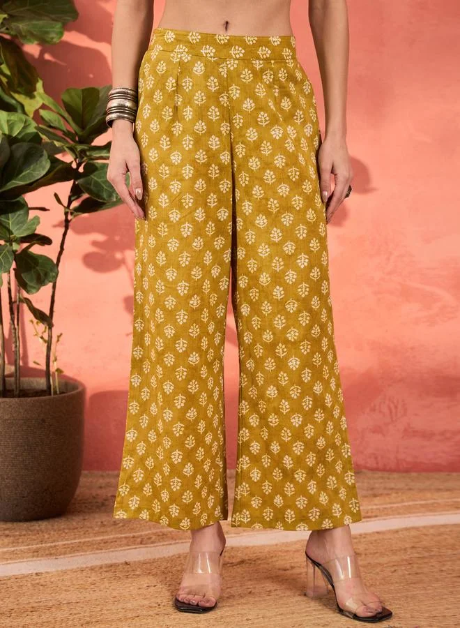 SASSAFRAS SASSAFRAS Yellow Floral Front Dori Gathered Kurta with Pencil Pants and Dupatta Set