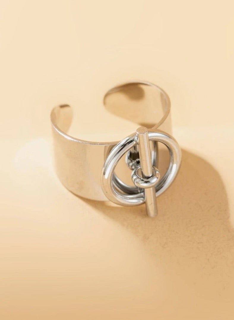 Casual collection Stylish & High Quality Stainless Steel Silver Plated Ring For Women One Size - Image 4