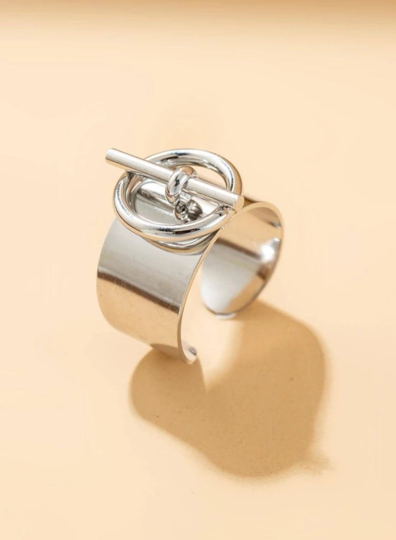 Casual collection Stylish & High Quality Stainless Steel Silver Plated Ring For Women One Size - Image 3