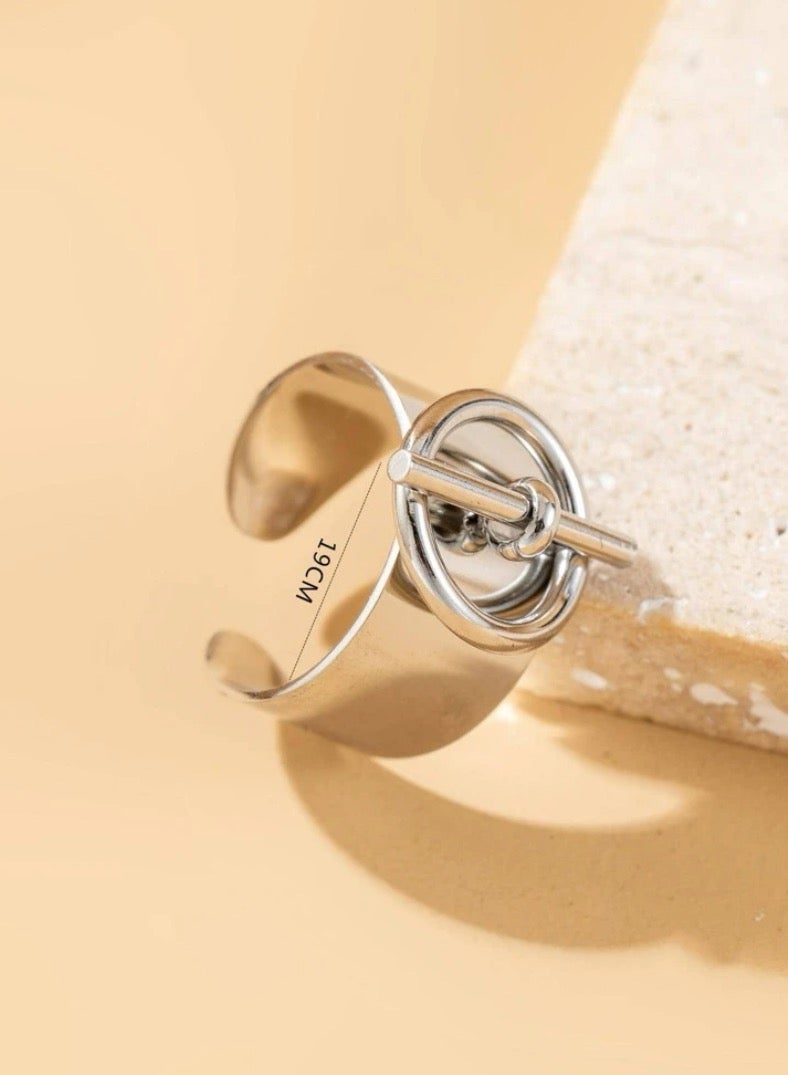 Casual collection Stylish & High Quality Stainless Steel Silver Plated Ring For Women One Size - Image 5