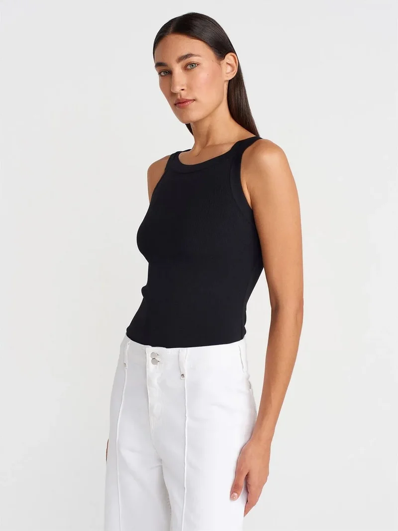 ديلفين DILVIN Sleeveless Ribbed Square-neck Blouse